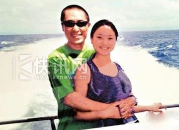 张艺谋夫妻合照PS 南都回应:真图不怕品鉴