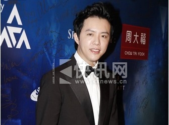 李云迪避谈好友王力宏婚讯 被问恋情吓退步