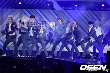 ����2014�����ݳ���EXO������¹������������������ֿ(ͼ)