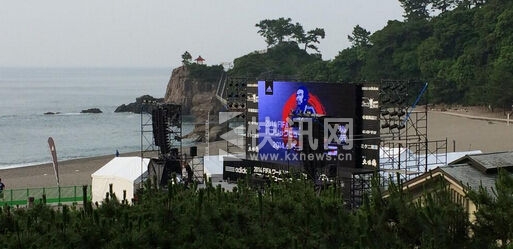 高知市海边观球舞台