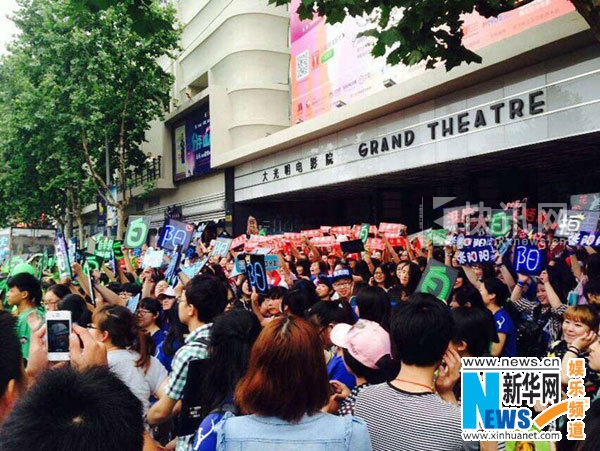 ���е�Ӱ���Ҿ����ҡ��Ϻ���ӳ��ţ��Ʊ��2000Ԫ