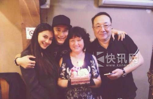 黄晓明否认向Angelababy求婚:生活被拿来当戏写