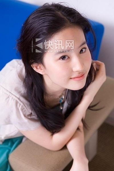 家世背景非常雄厚 揭娱乐圈中真正的千金小姐