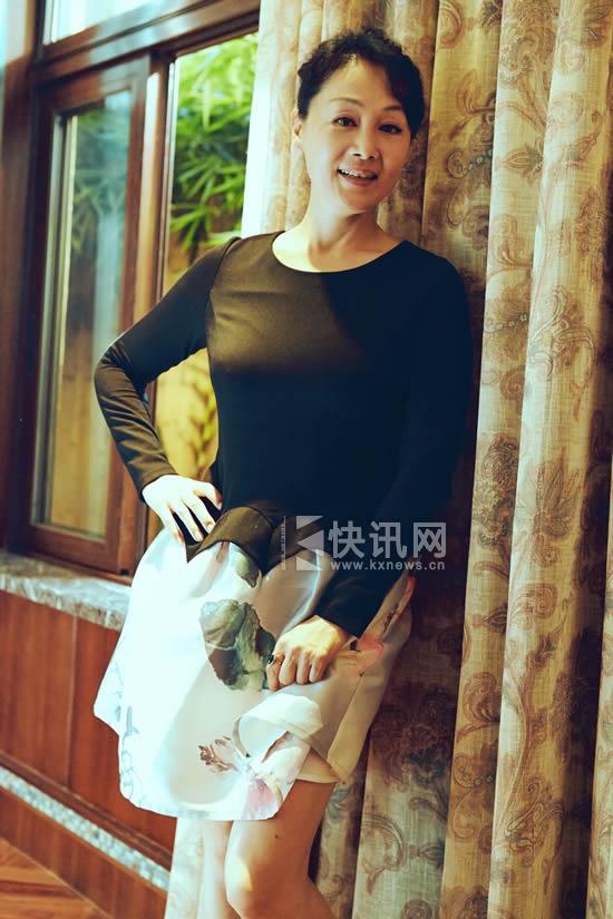 王姬拍《逆爱》颠覆形象首演溺爱妈自认戏外亏欠儿女