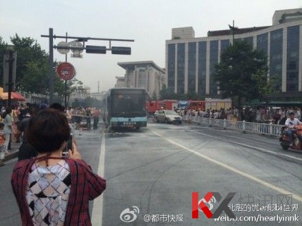 杭州公交纵火案事故现场 杭州公交纵火案事故现场