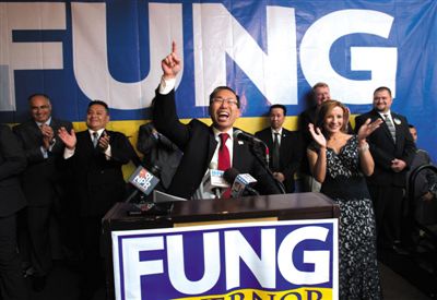 9月9日,罗得岛州共和党籍州长候选人冯伟杰正在向支持者们发表演说。