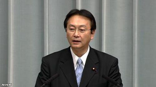 安倍政府阁僚麻烦不断防卫相疑违法收政治资金