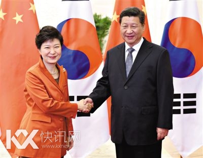 昨日,国家主席习近平在北京人民大会堂会见韩国总统朴槿惠。新华社记者