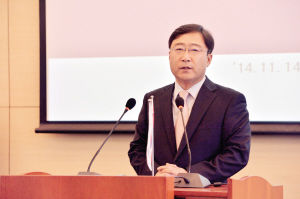三星大中华区副总裁尹盛熙说，“我们尤其希望招聘那些能够应对市场变化的人才。”