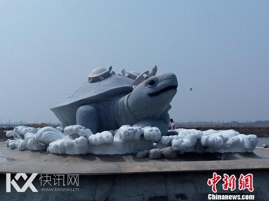 501吨石龟落户河北曹妃甸官方称其为旅游地标